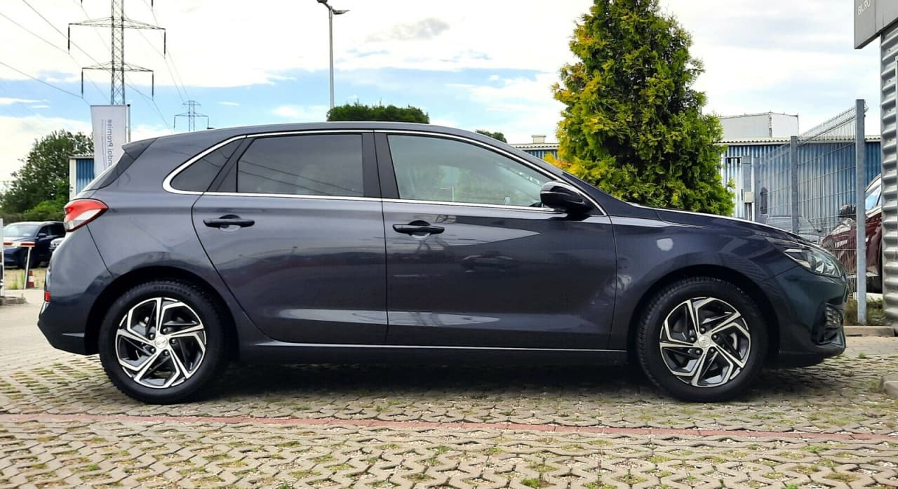 Hyundai i30 - zdjęcie 17