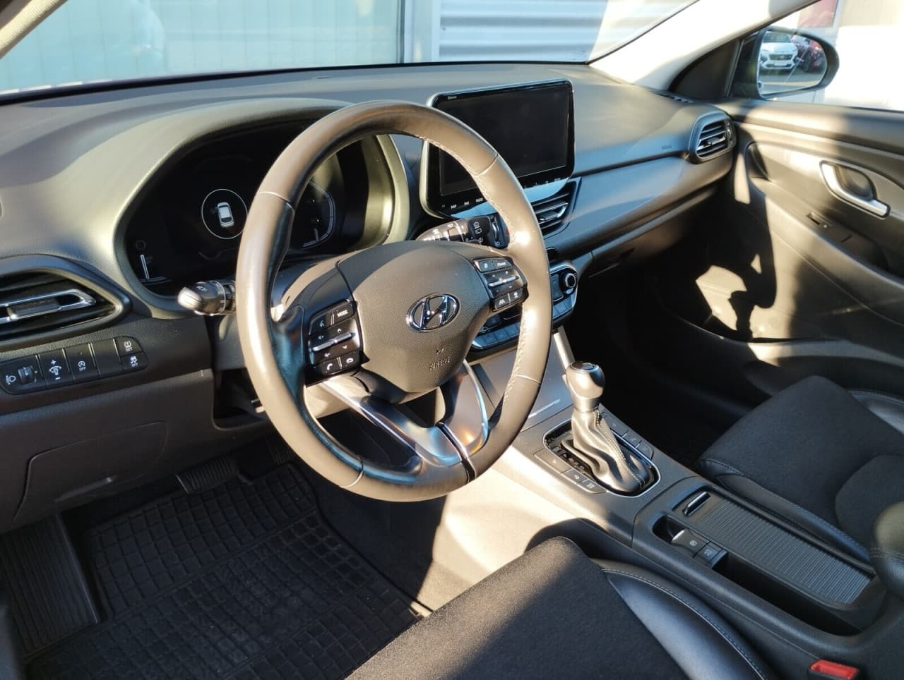 Hyundai i30 - zdjęcie 9