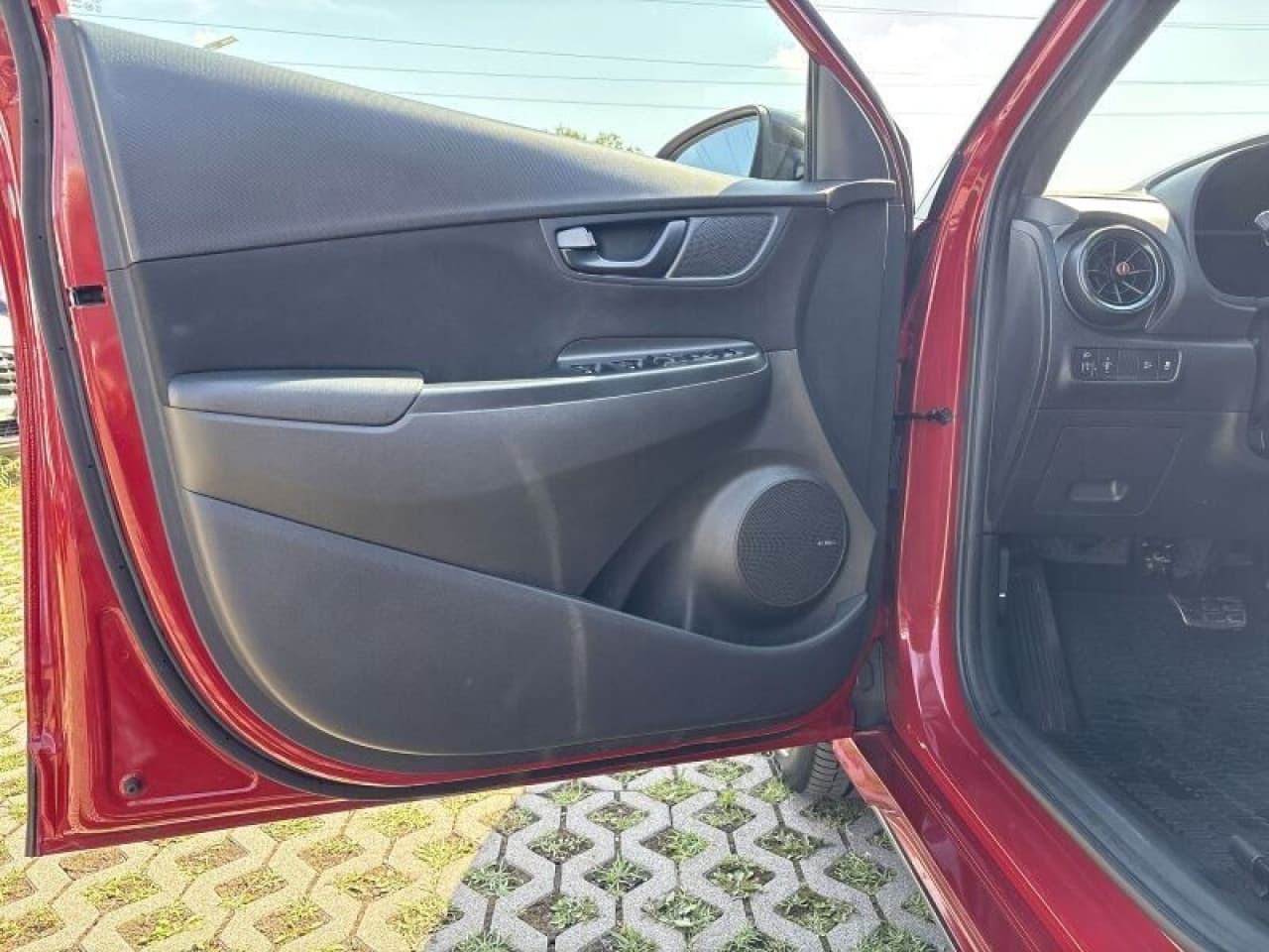 Hyundai Kona - zdjęcie 17